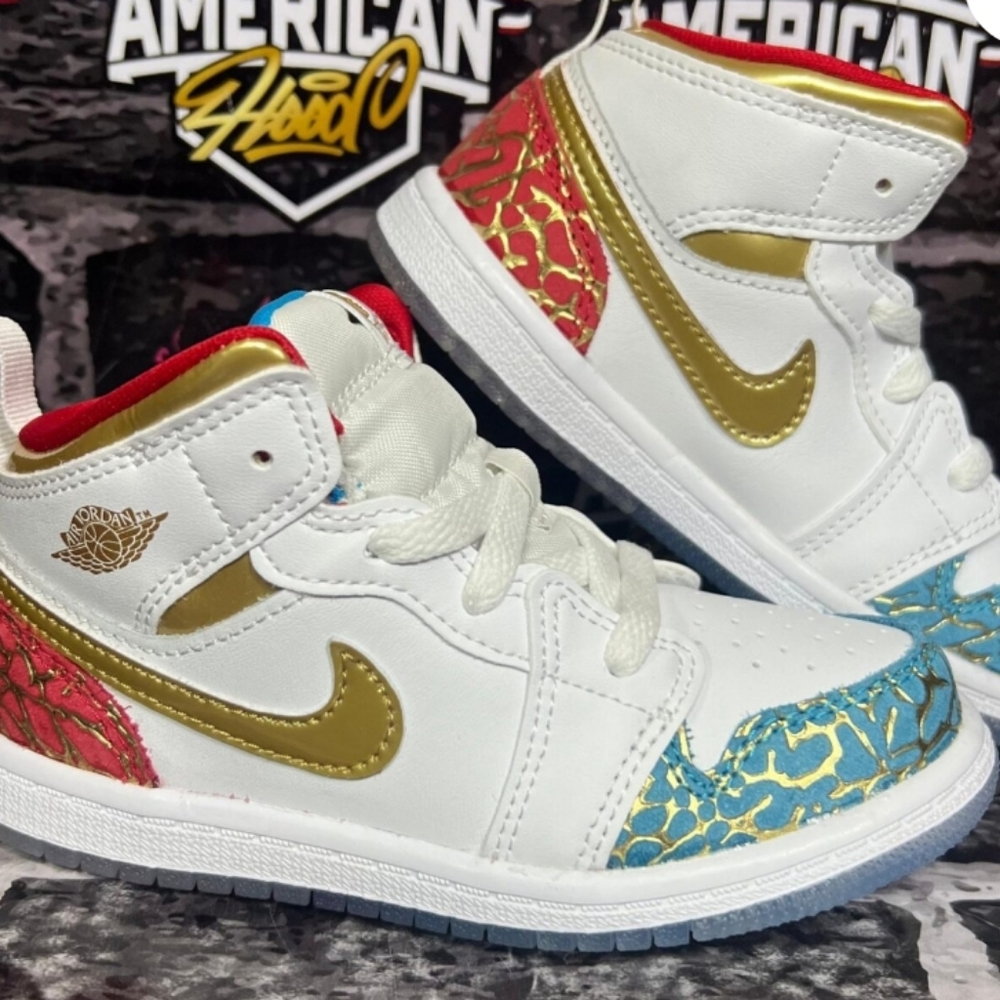 Nike Kids Toddlers Air Jordan RETRO 1 MID 'SNEAKER SCHOOL NC TO CHI Size 10c